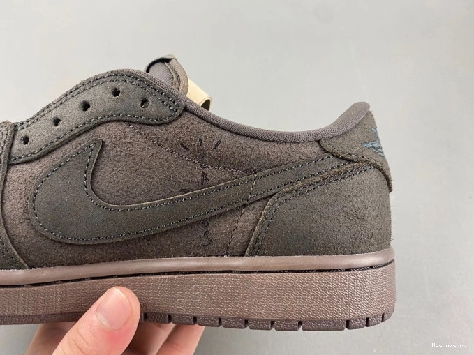 TRAVIS OG SCOTT LOW SP   1 RETRO DM7866-202 JORDAN 0124